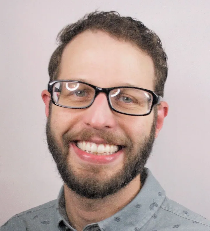 Headshot of myself